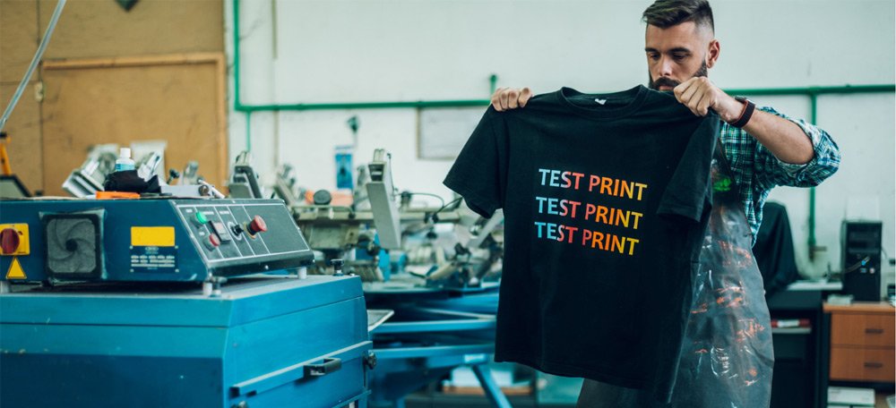 Hoe krijg je een print op een T-shirt?
